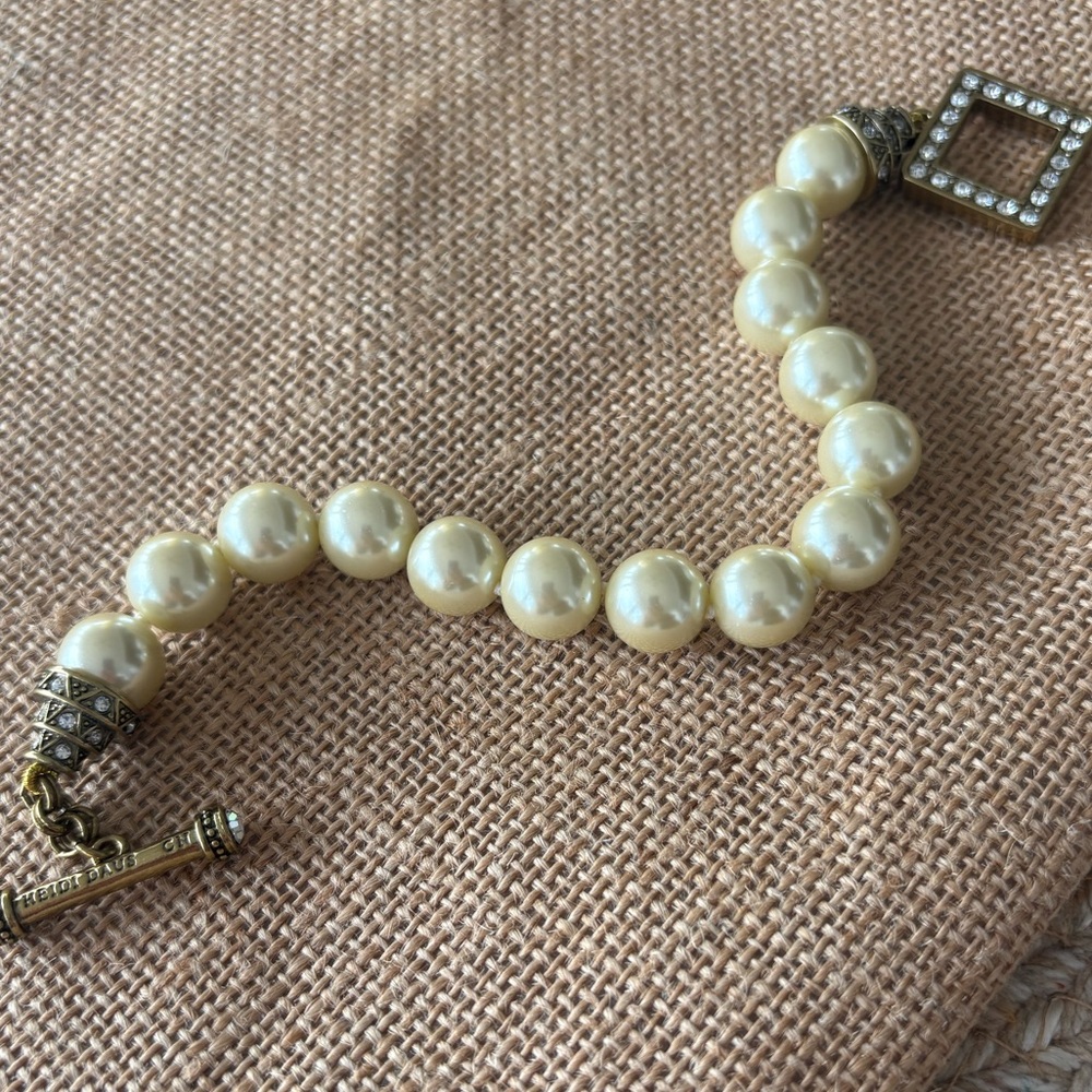 Heidi Daus Elegant Pearl Bracelet with Crystal Accents